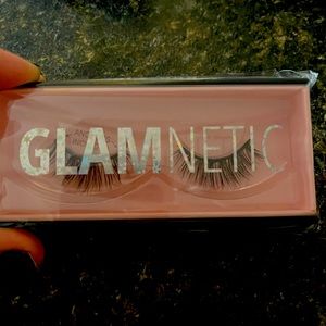 Glamnetic baby girl lashes
